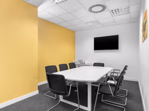 7 Person Private Office