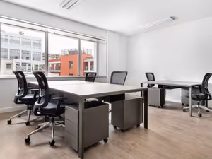 1 Person Private Office