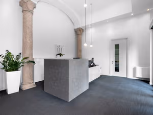 5 Person Private Office