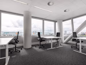 3 Person Private Office