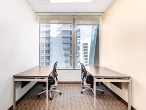 40 Person Private Office