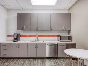 5 Person Private Office