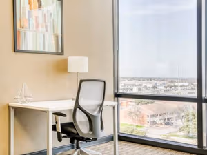 4 Person Private Office