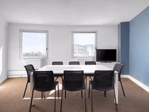 25 Person Private Office