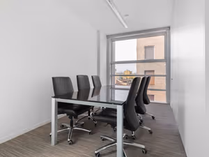 1 Person Virtual Office