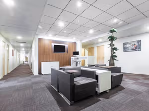 20 Person Private Office