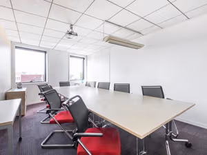 4 Person Private Office