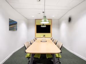 25 Person Private Office