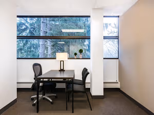 1 Person Coworking Desk