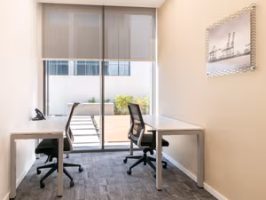 1 Person Private Office