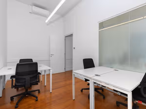 15 Person Private Office