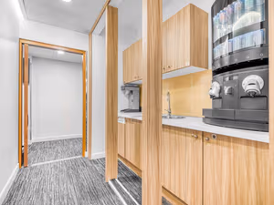 40 Person Private Office