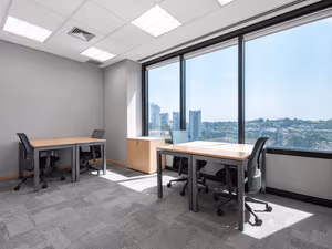 10 Person Private Office