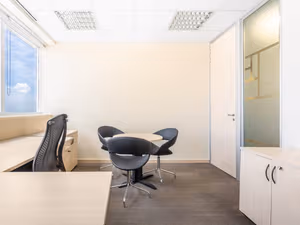 3 Person Private Office