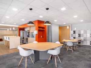 30 Person Private Office