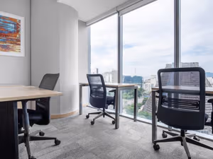 5 Person Private Office