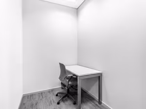 1 Person Private Office
