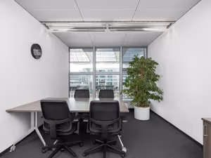 1 Person Private Office