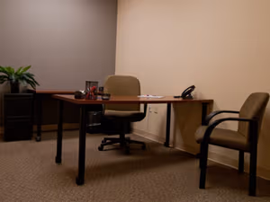 10 Person Private Office