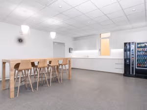 40 Person Private Office