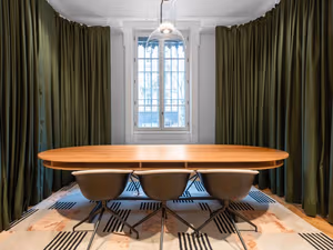 1 Person Coworking Desk