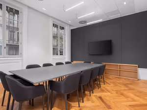 1 Person Private Office