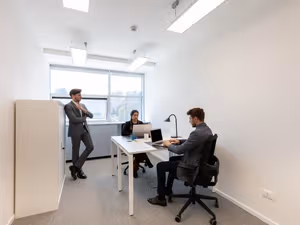 4 Person Private Office