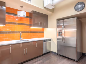 5 Person Private Office