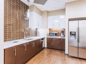 4 Person Private Office