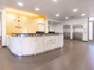 10 Person Private Office