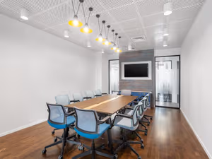 7 Person Private Office