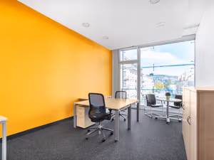 10 Person Private Office