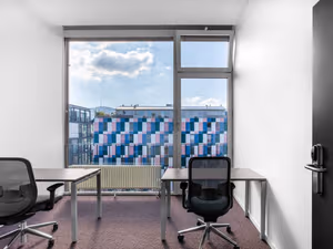 1 Person Virtual Office