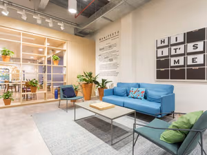 30 Person Private Office