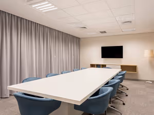 4 Person Private Office