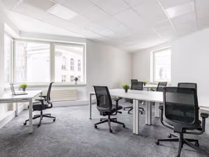 1 Person Coworking Desk