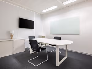 7 Person Private Office