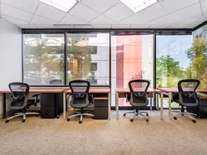 10 Person Private Office