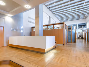 4 Person Private Office