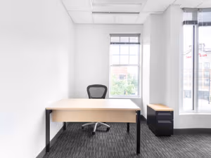 7 Person Private Office