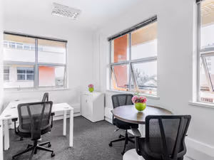 7 Person Private Office