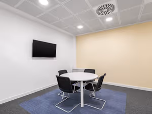 25 Person Private Office