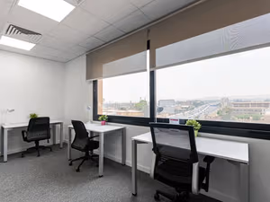 10 Person Private Office