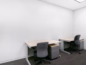 15 Person Private Office