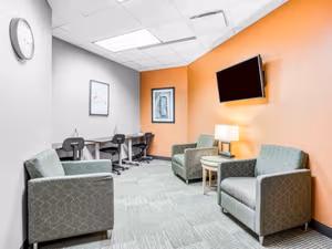 10 Person Private Office