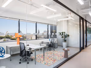 1 Person Coworking Desk