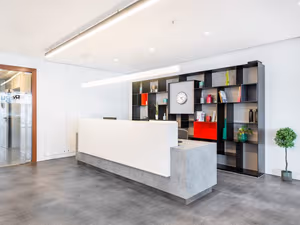 7 Person Private Office