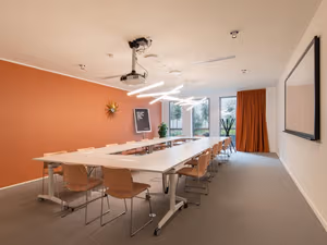 1 Person Private Office