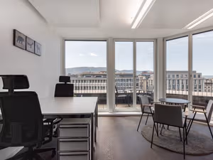 1 Person Private Office