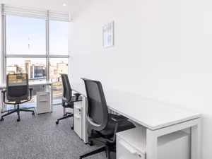 10 Person Private Office